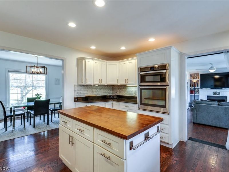 568 Hampshire Road , Fairlawn, OH 44333 Photo 19