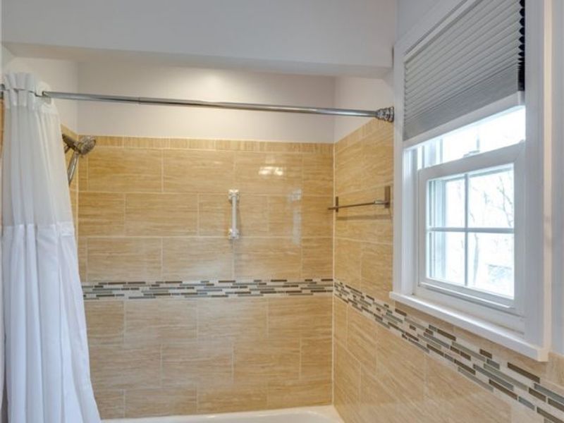 568 Hampshire Road , Fairlawn, OH 44333 Photo 35