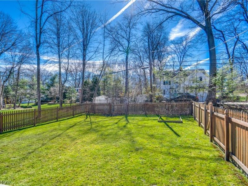 568 Hampshire Road , Fairlawn, OH 44333 Photo 39