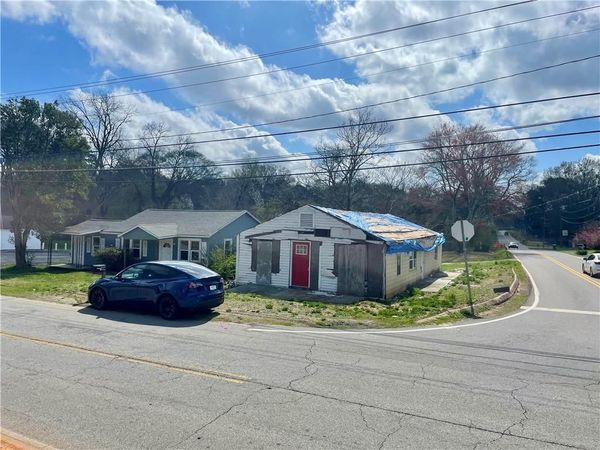 502 Searcy Avenue , Griffin, GA 30223