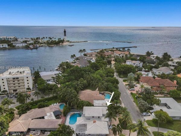 3421 Dover Rd, Pompano Beach, FL 33062