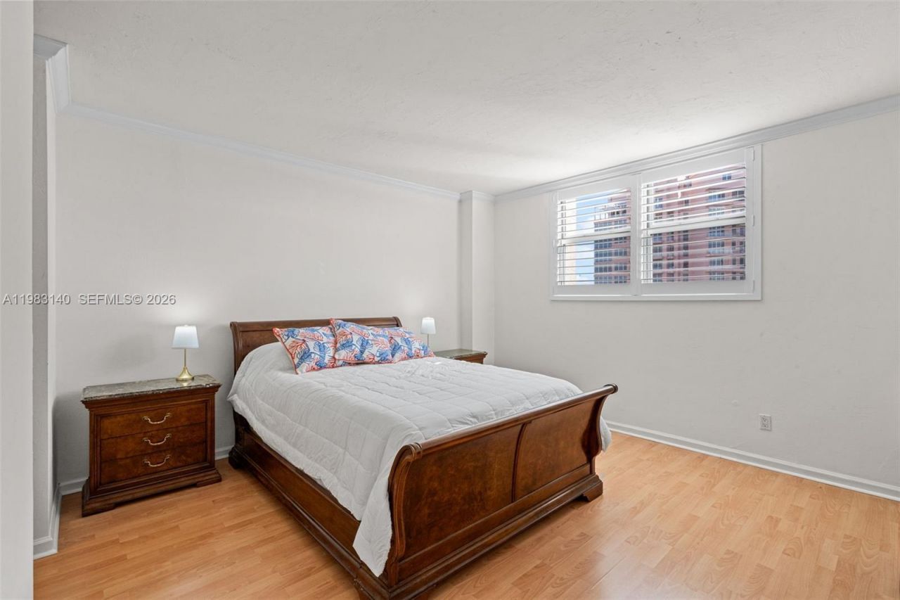 90 Edgewater Dr , Unit 1216, Coral Gables, FL 33133 Photo