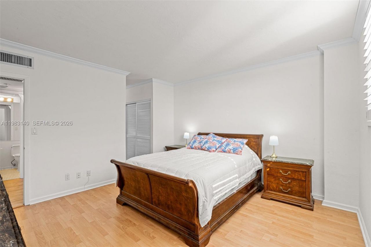 90 Edgewater Dr , Unit 1216, Coral Gables, FL 33133 Photo