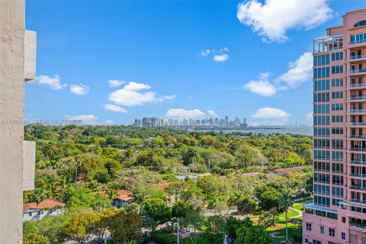 90 Edgewater Dr , Unit 1216, Coral Gables, FL 33133 Photo