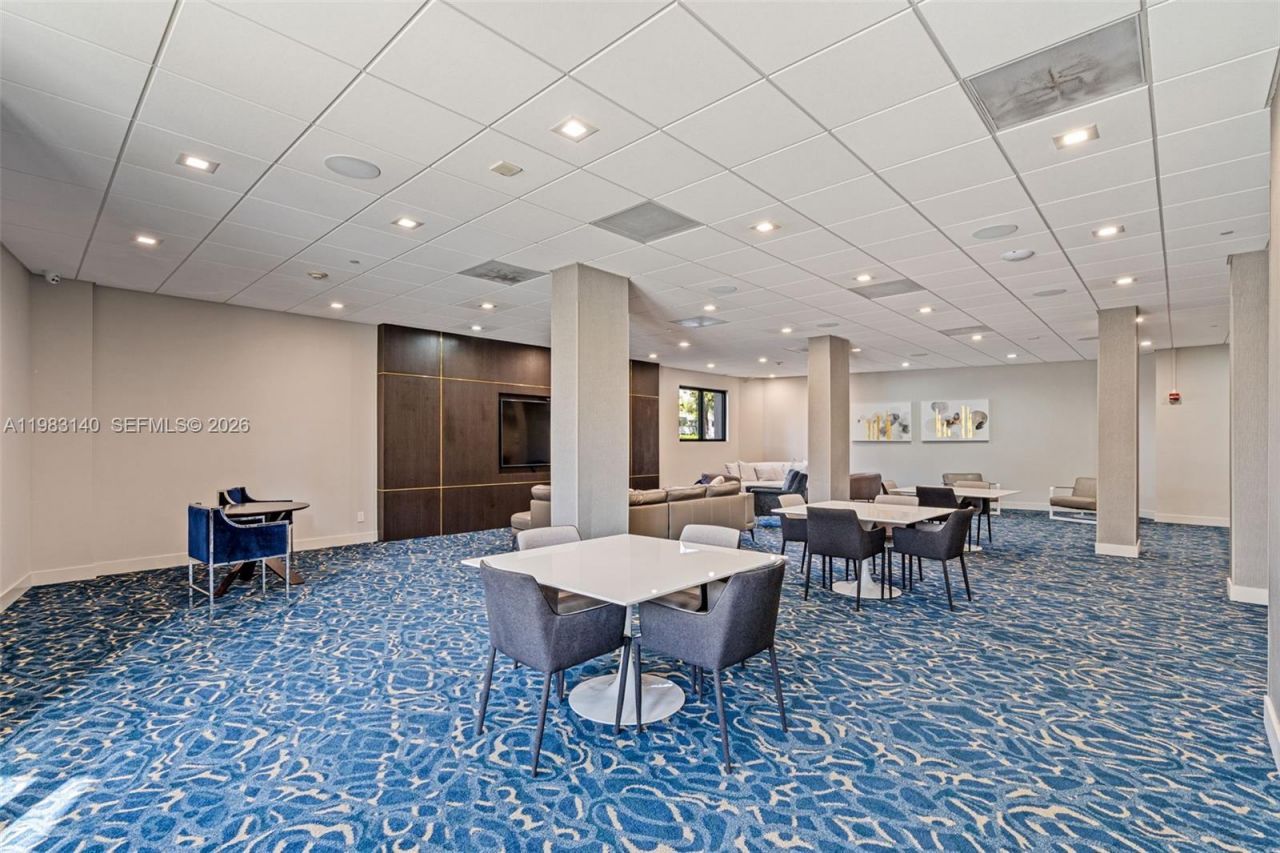 90 Edgewater Dr , Unit 1216, Coral Gables, FL 33133 Photo