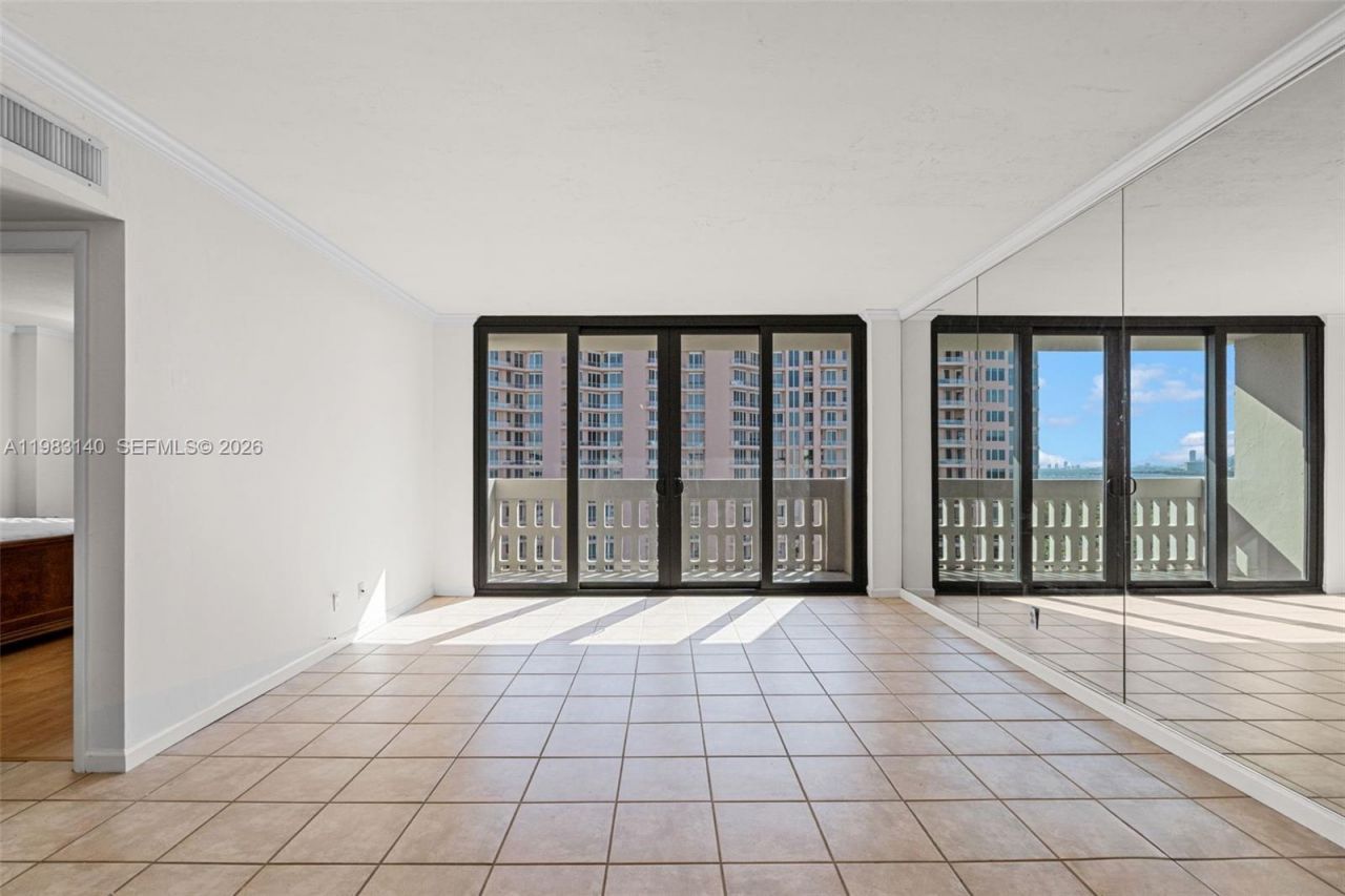 90 Edgewater Dr , Unit 1216, Coral Gables, FL 33133 Photo