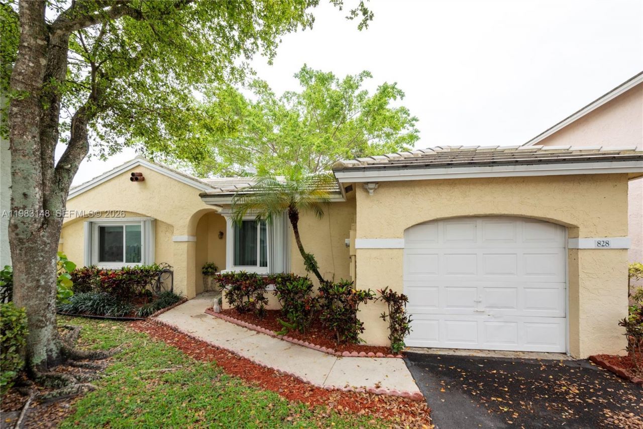 828 NW 99th Ave, Plantation, FL 33324 Photo