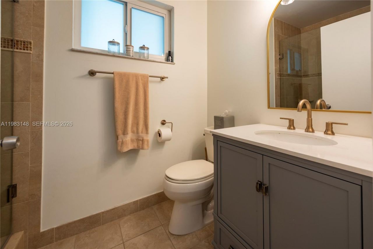 828 NW 99th Ave, Plantation, FL 33324 Photo