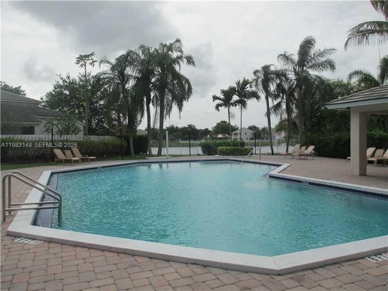 828 NW 99th Ave, Plantation, FL 33324 Photo