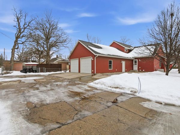 1403 8th Avenue N, Saint Cloud, MN 56303