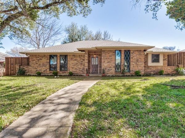 322 Cardinal Creek Drive, Duncanville, TX 75137