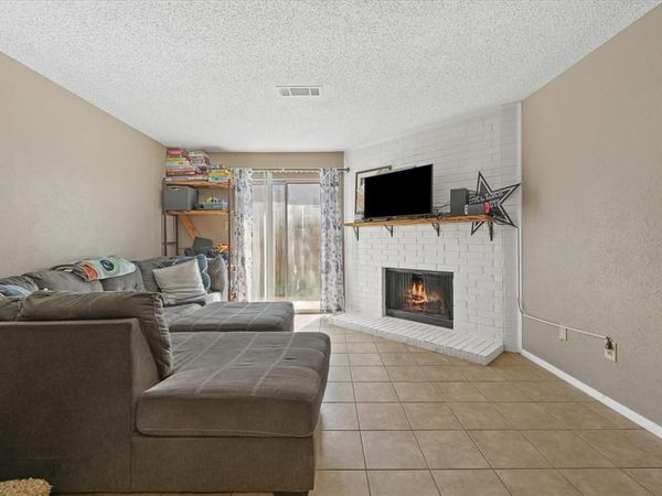 621 Carriagehouse Lane, Unit 2, Garland, TX 75040