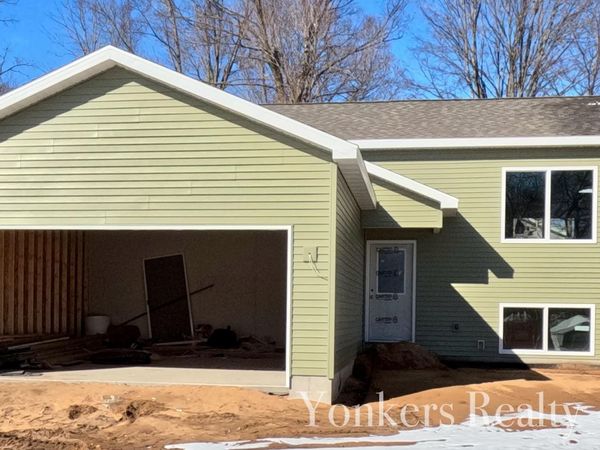 216 Leonard Street, Belding, MI 48809