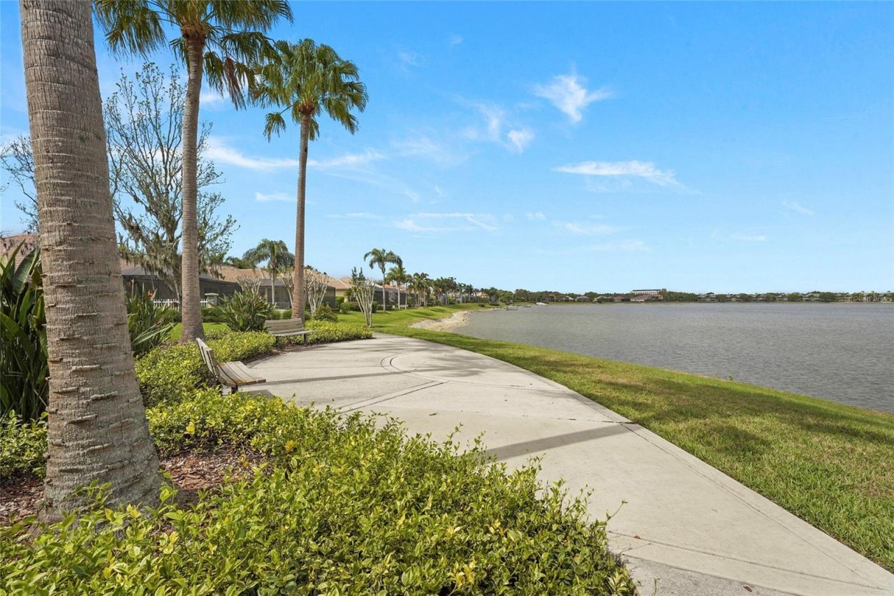 6582 Waters Edge Way , Lakewood Ranch, FL 34202 Photo