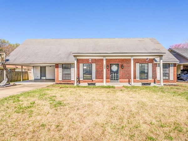 7856 STEVEN FRANKLIN DR, Bartlett, TN 38133