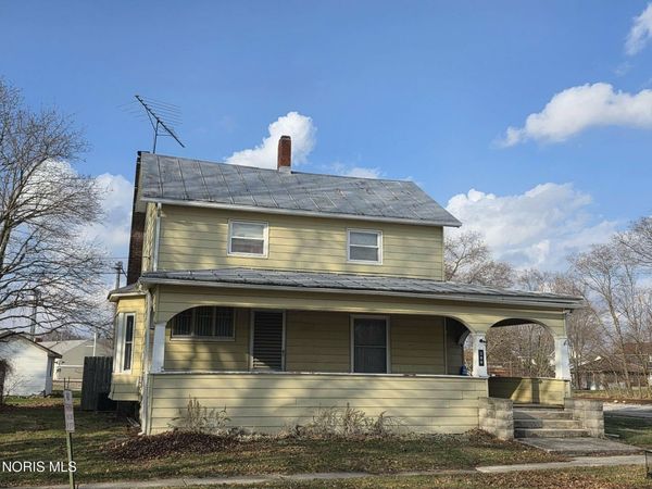 300 W Stevenson Street, Gibsonburg, OH 43431