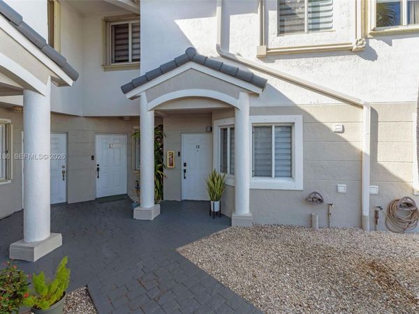 120 SW 109th Ave , Unit 18, Sweetwater, FL 33174