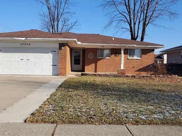 37852 Carpathia Boulevard , Sterling Heights, MI 48310