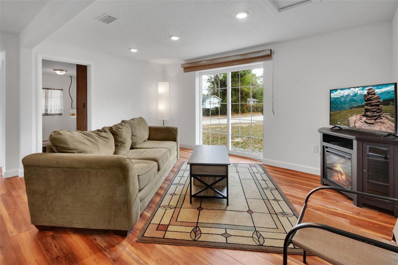 4611 Grand Avenue, De Leon Springs, FL 32130 Photo