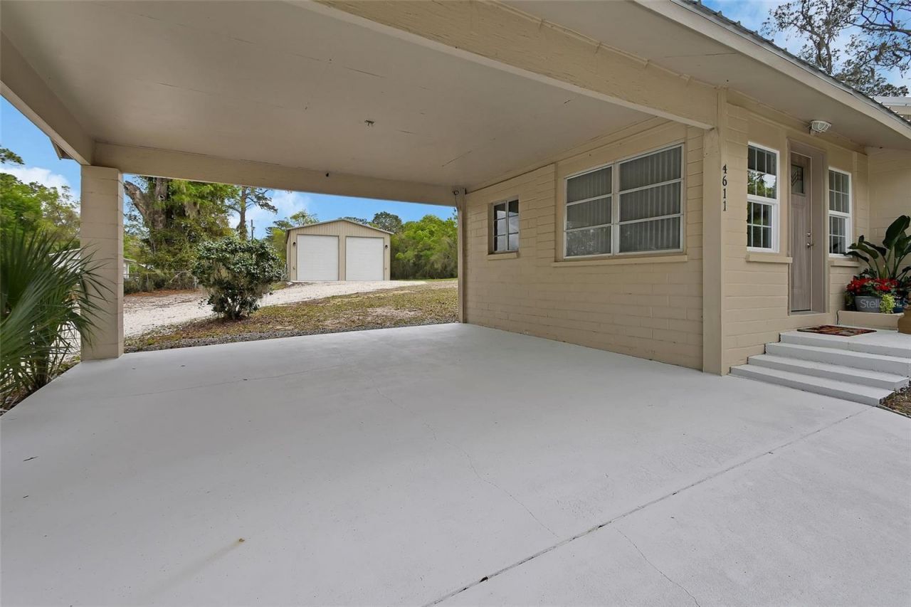 4611 Grand Avenue, De Leon Springs, FL 32130 Photo