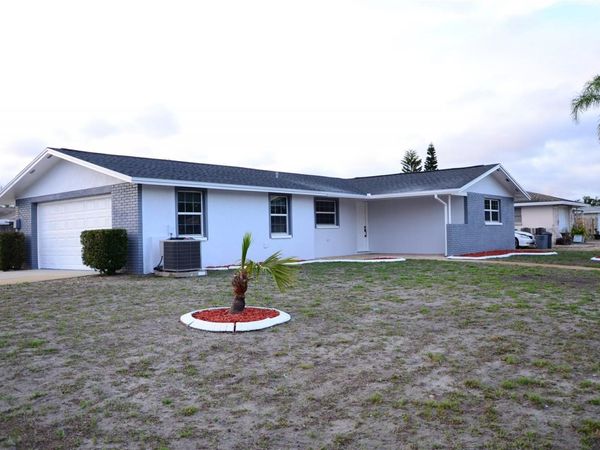 10433 LABURNUM DRIVE , PORT RICHEY, FL 34668