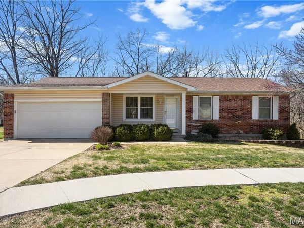 2626 Brantley Court, St Louis, MO 63129