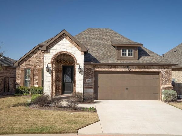 6019 Carmona Trail, Fort Worth, TX 76123