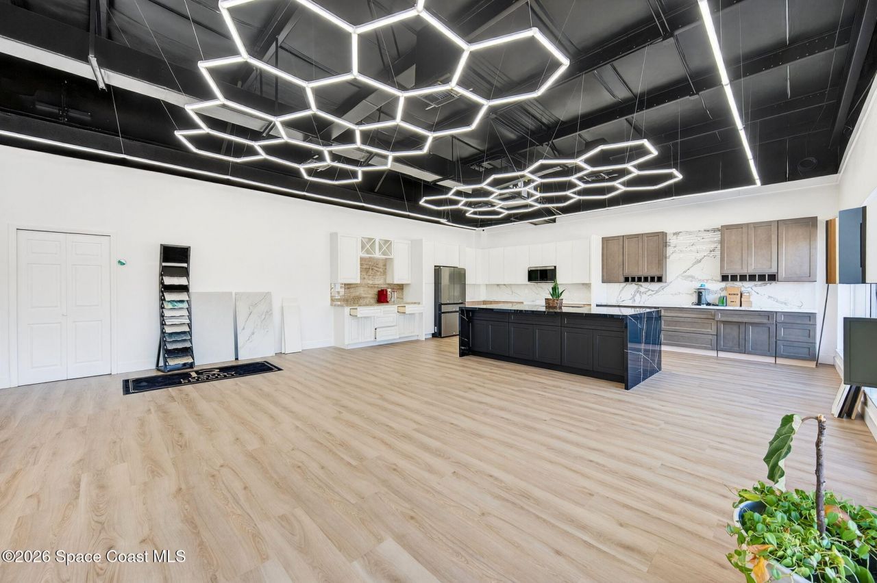 809 N Cocoa Boulevard , Unit 102, Cocoa, FL 32922 Photo