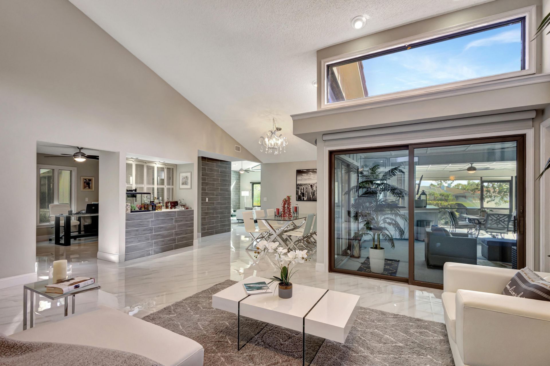 12870 La Rochelle Circle, West Palm Beach, FL 33410 Photo