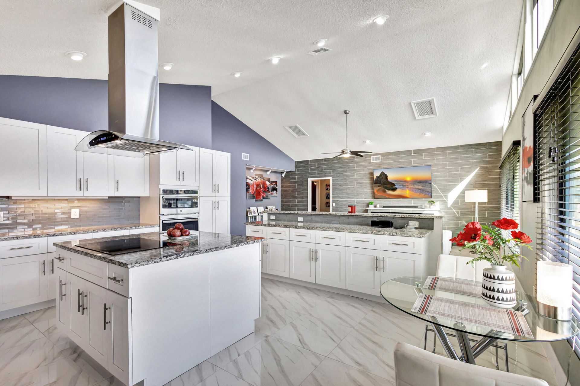 12870 La Rochelle Circle, West Palm Beach, FL 33410 Photo