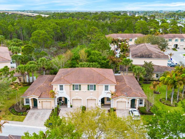 101 SW Otter Run Place, Stuart, FL 34997