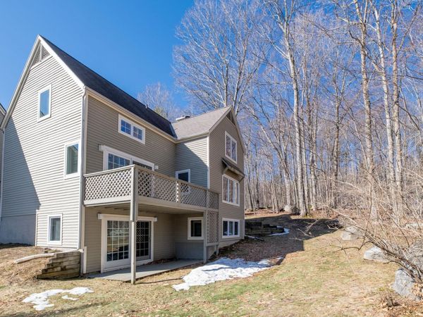 202 Eagle Rise Road, Unit 16, Manchester, VT 05255