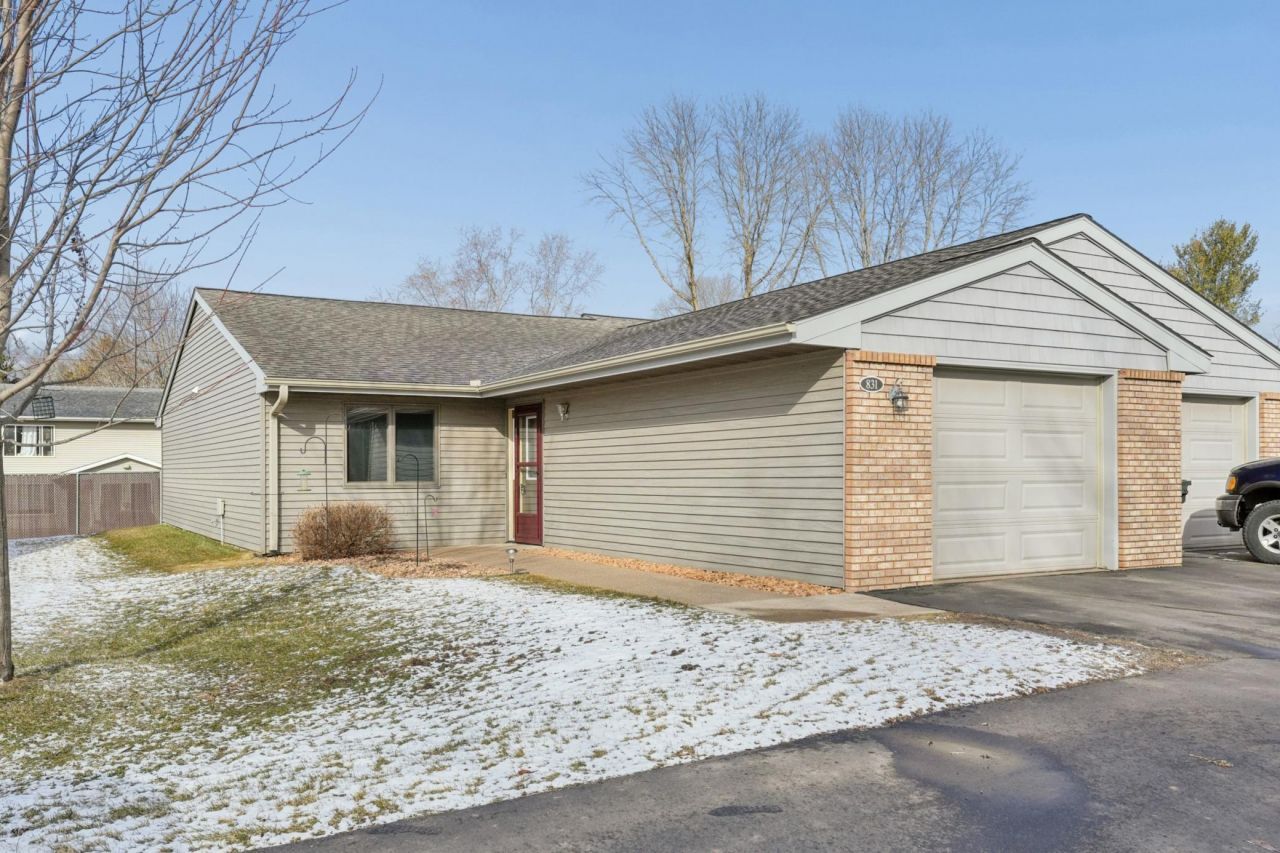 831 Cedar Court, Unit 9A, New Richmond, WI 54017 Main Photo