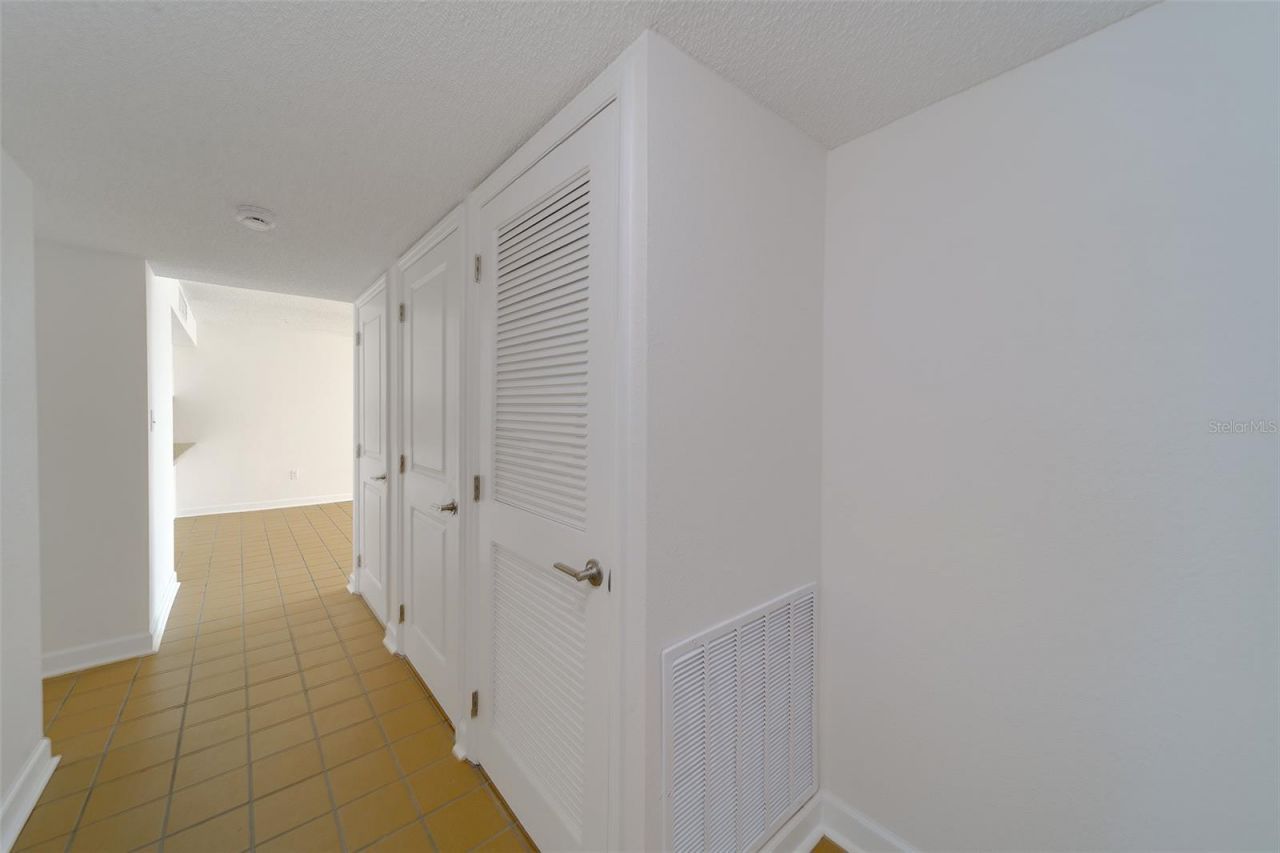 450 S Gulfview Boulevard, Unit 208, Clearwater Beach, FL 33767 Photo