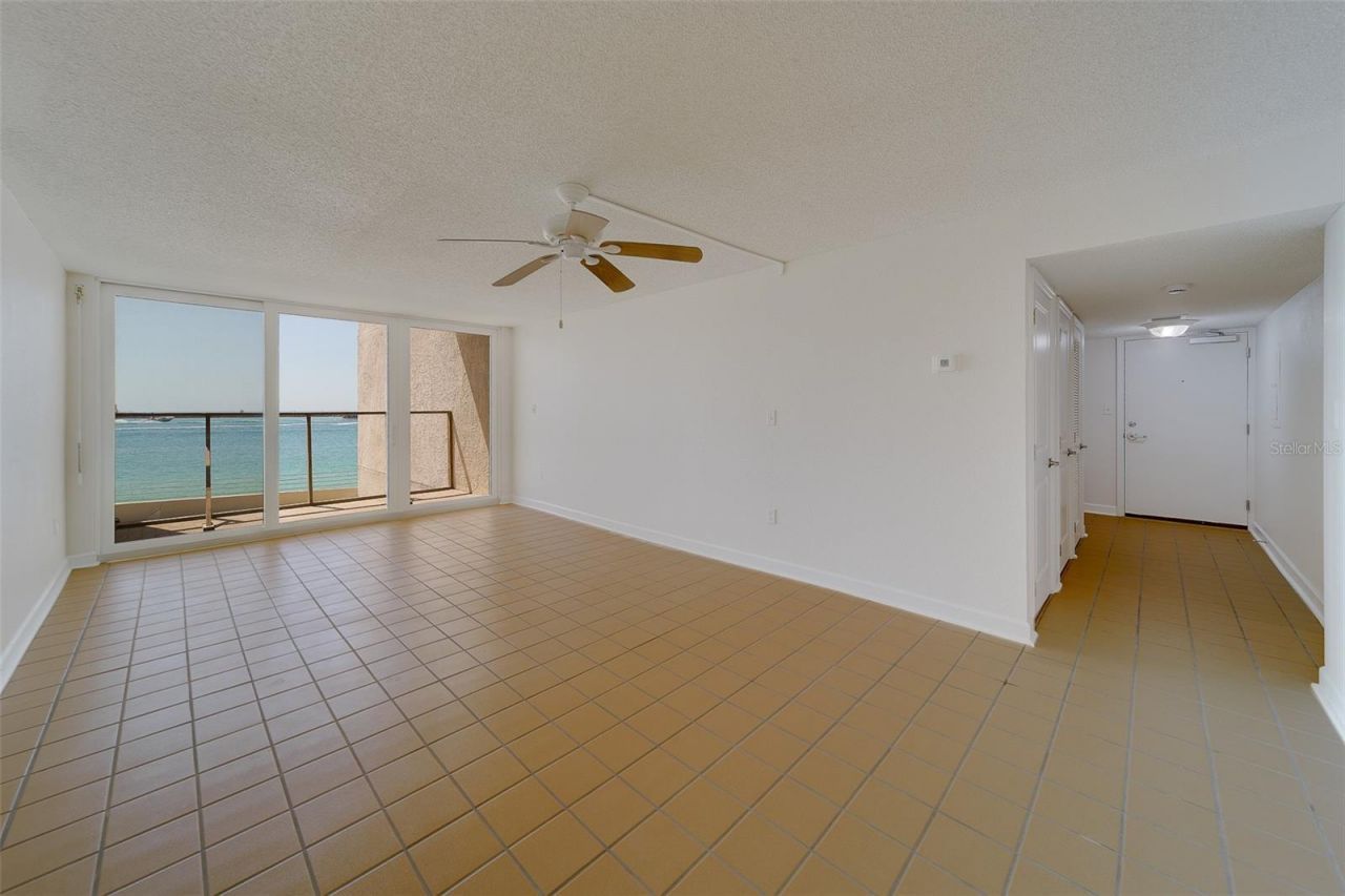 450 S Gulfview Boulevard, Unit 208, Clearwater Beach, FL 33767 Photo