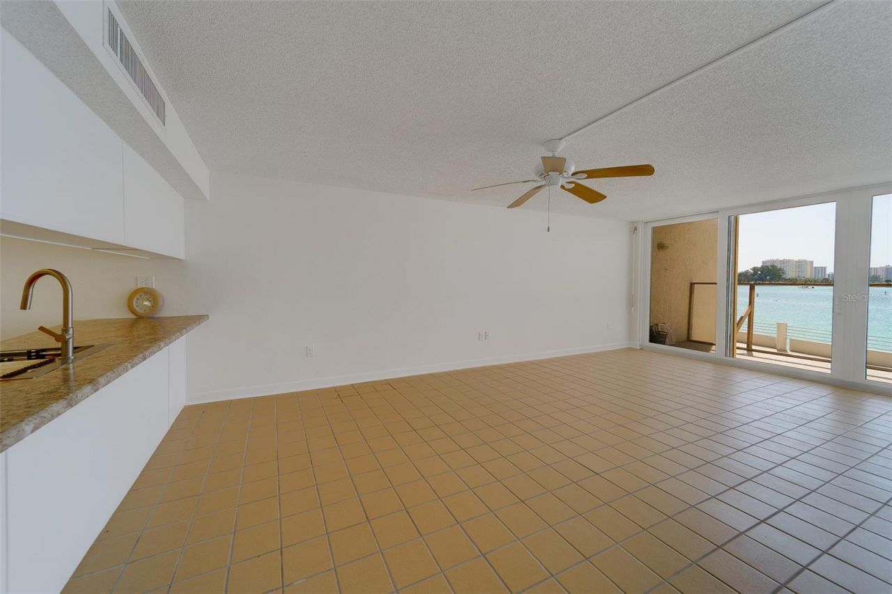 450 S Gulfview Boulevard, Unit 208, Clearwater Beach, FL 33767 Photo