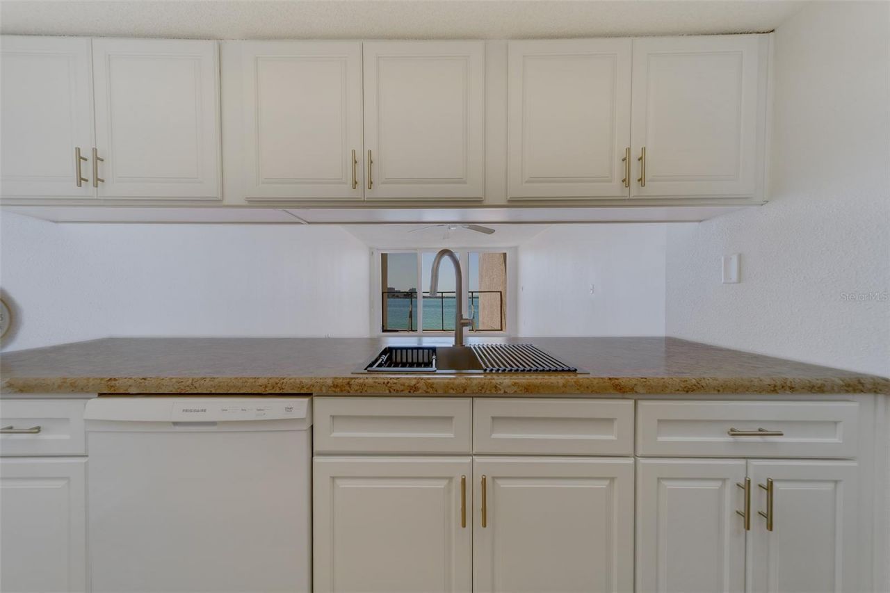 450 S Gulfview Boulevard, Unit 208, Clearwater Beach, FL 33767 Photo