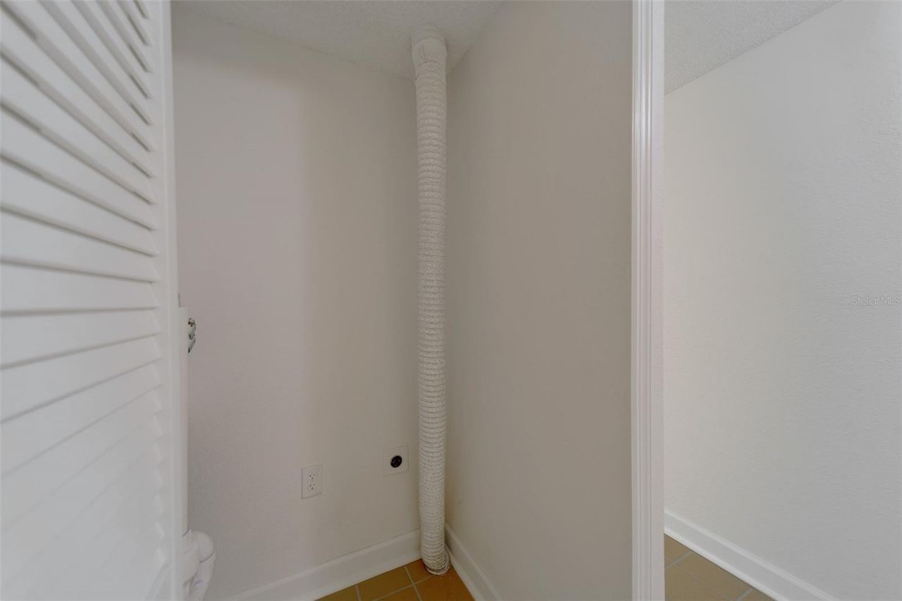 450 S Gulfview Boulevard, Unit 208, Clearwater Beach, FL 33767 Photo
