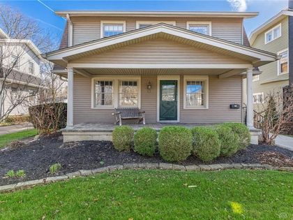 24 Greenmount Boulevard Oakwood, OH 45419