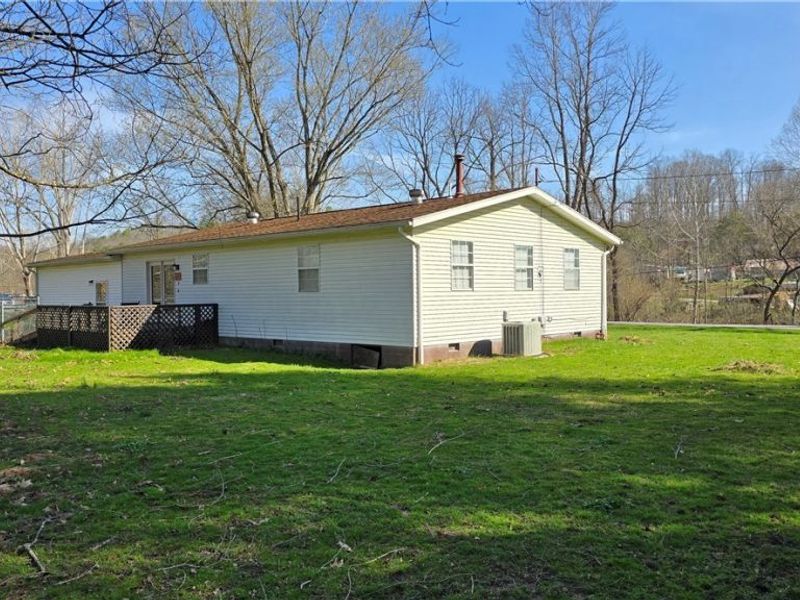 22 Mill Stream Road, Elizabeth, WV 26143 Photo 4