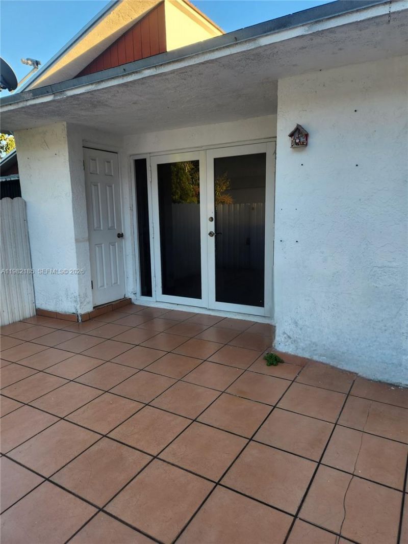 12193 SW 10th St, Unit 2, Miami, FL 33184 Photo