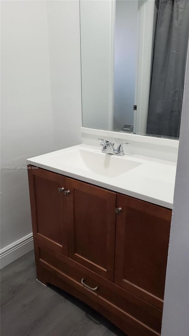 7610 SW 82nd St, Unit J207, Miami, FL 33143 Photo