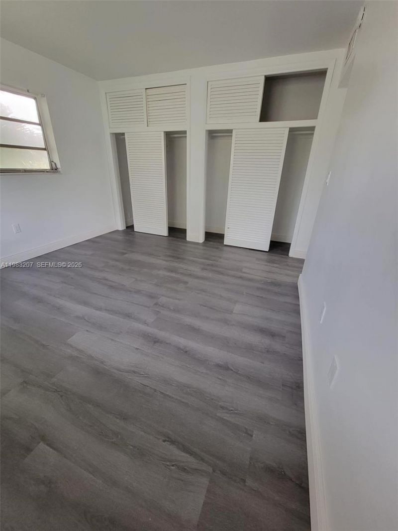 7610 SW 82nd St, Unit J207, Miami, FL 33143 Photo