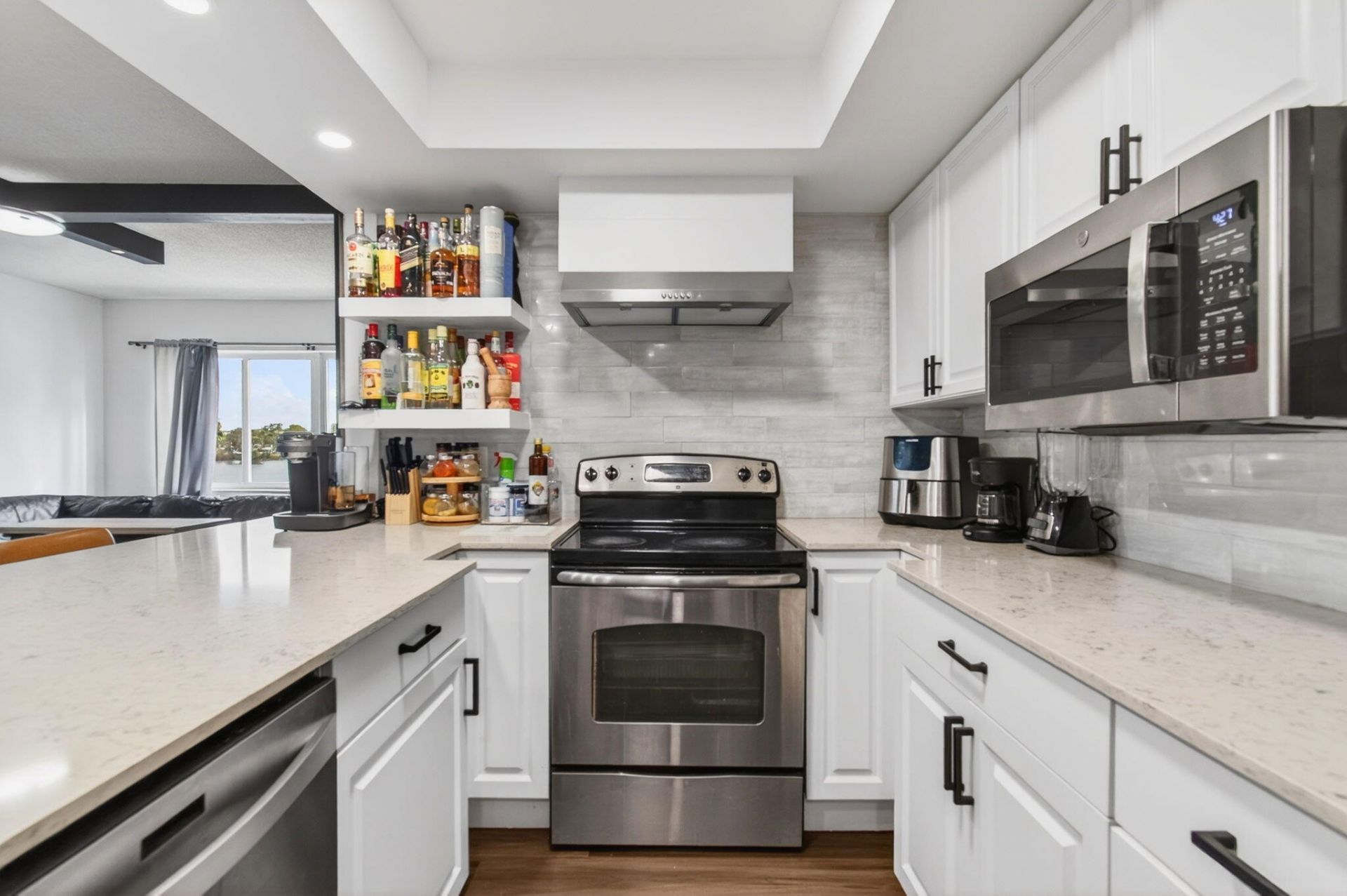 1060 Crystal Lake Drive, Unit 203, Deerfield Beach, FL 33064 Photo