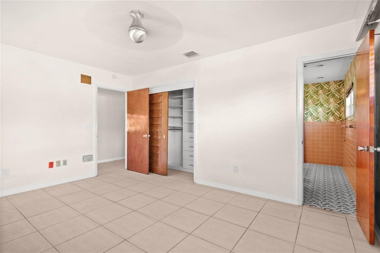 801 Pinellas Point Drive S, Saint Petersburg, FL 33705 Photo