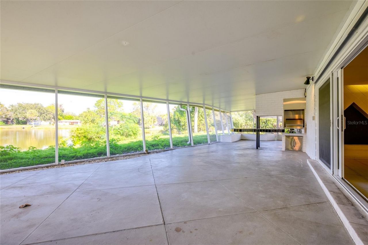 801 Pinellas Point Drive S, Saint Petersburg, FL 33705 Photo