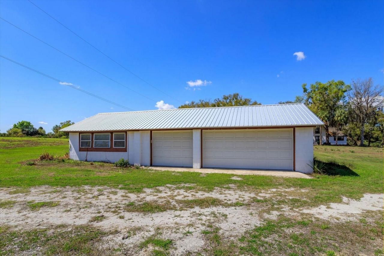 13311 SE Sunset Harbor Road, Weirsdale, FL 32195 Photo