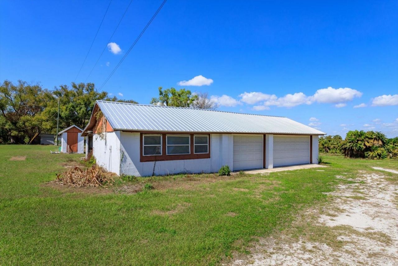 13311 SE Sunset Harbor Road, Weirsdale, FL 32195 Photo