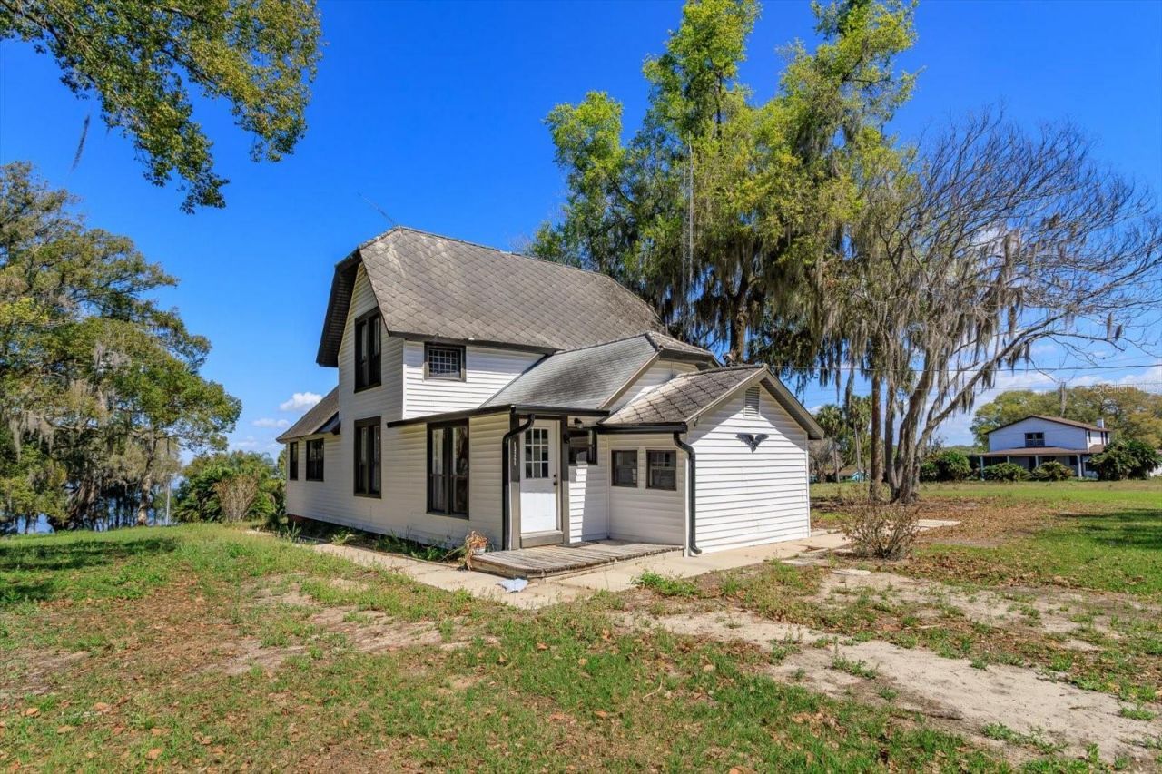 13311 SE Sunset Harbor Road, Weirsdale, FL 32195 Photo