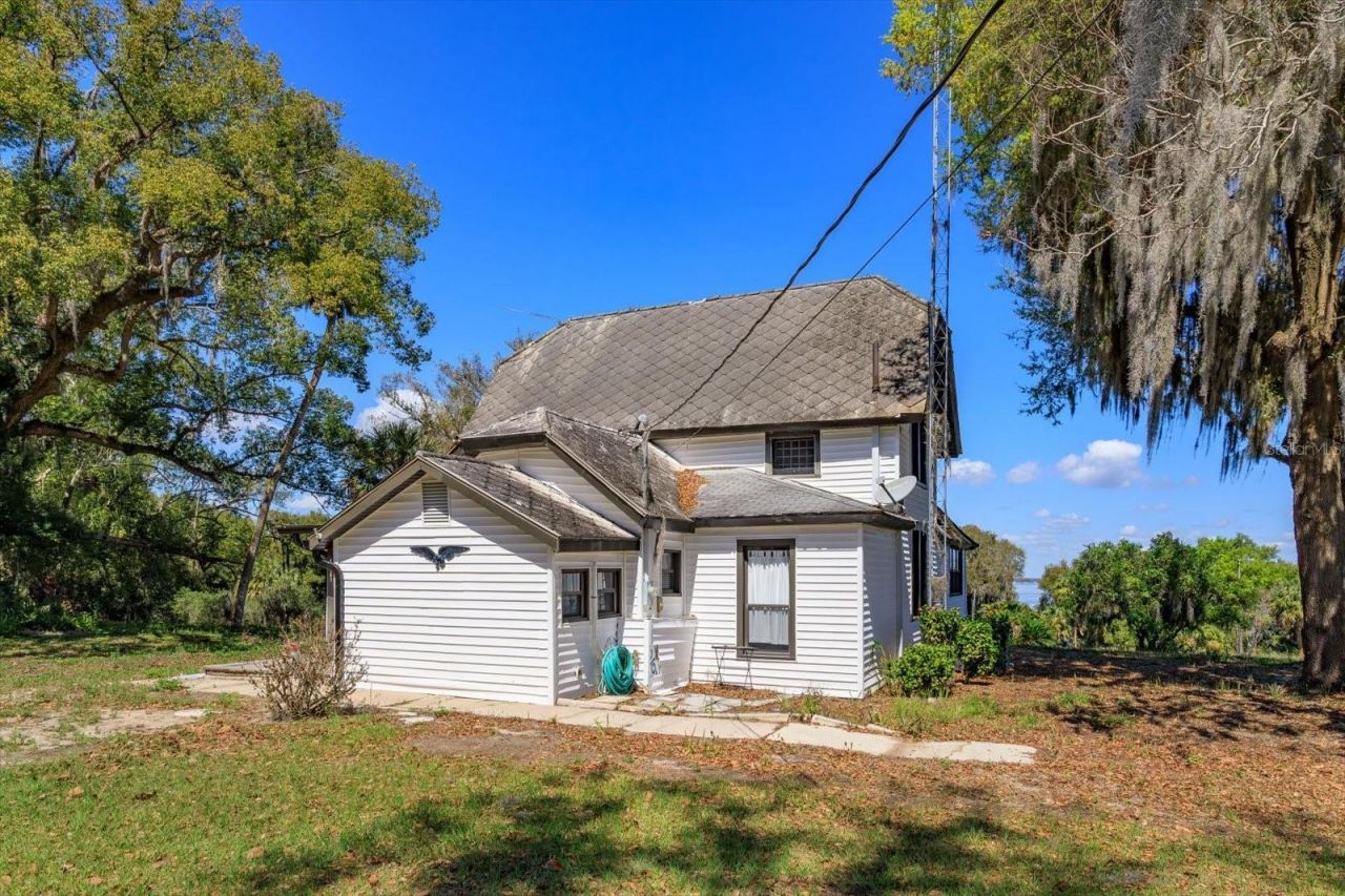 13311 SE Sunset Harbor Road, Weirsdale, FL 32195 Photo